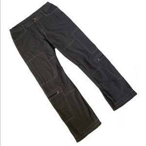 Kuhl Outdoor Woman’s Hiking 8 Pocket Grey Cargo Pants. Sz. 14